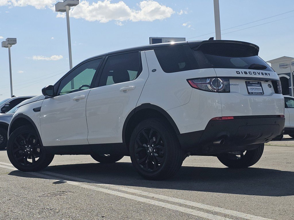 2016 Land Rover Discovery Sport HSE photo 18