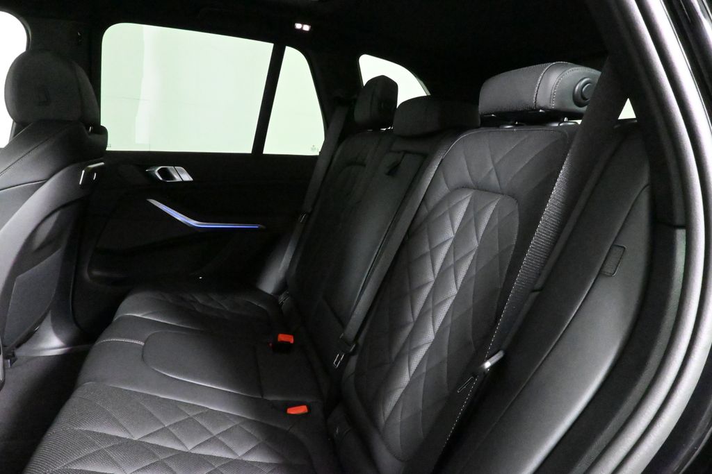 2026 Bmw X5 xDrive40i photo 3