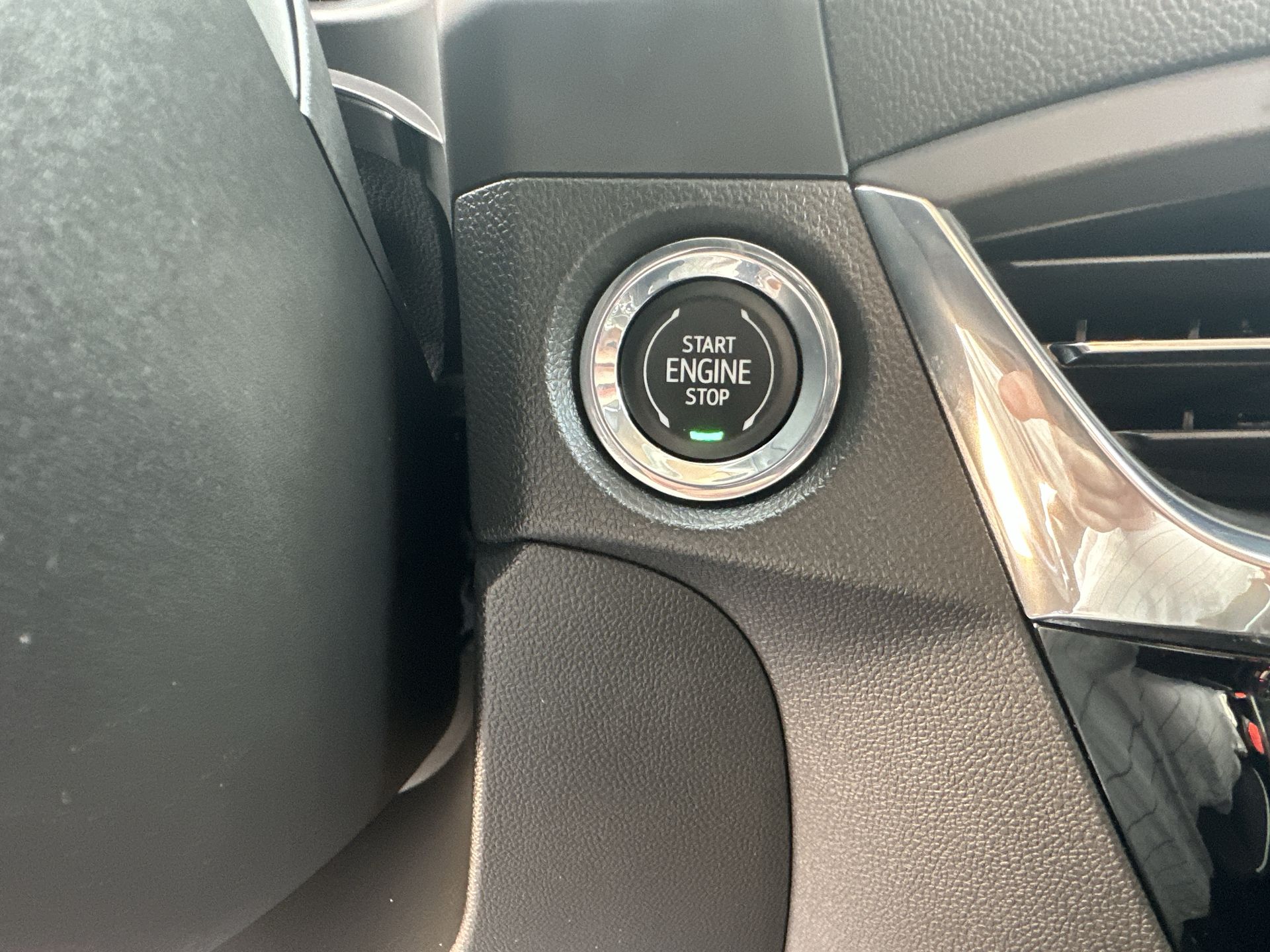 2024 Buick Encore GX Avenir photo 14