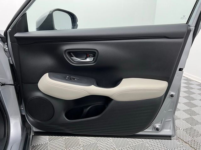 2023 Honda HR-V LX photo 28