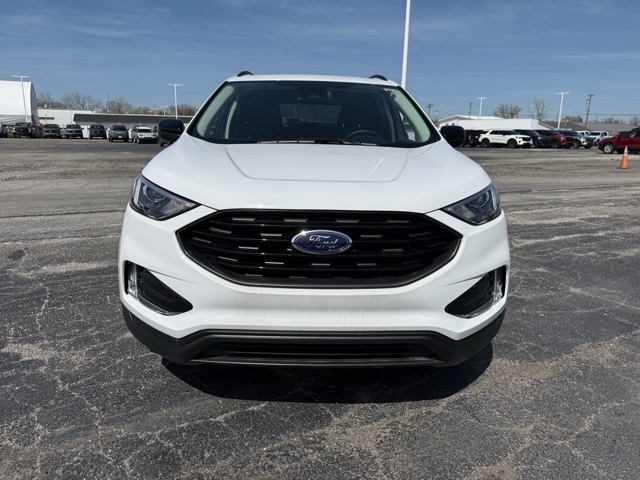 2024 Ford Edge SEL photo 3