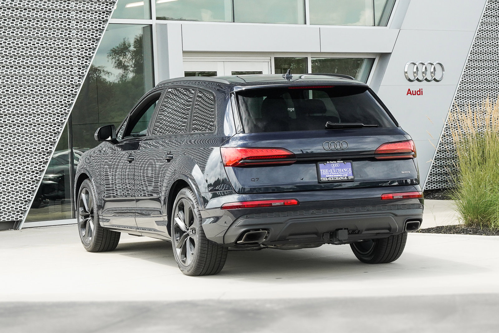 2025 Audi Q7 Prestige photo 3