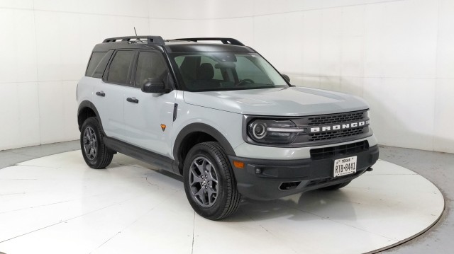 Used 2022 Cactus Grey Ford Badlands image 7