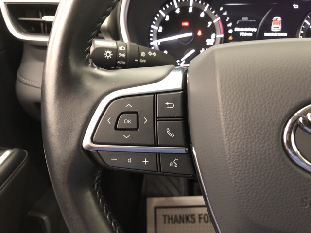 2021 Toyota Highlander XLE photo 14