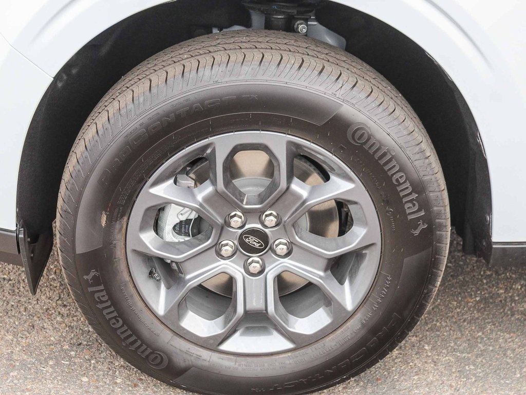 2025 Ford Maverick XLT photo 3