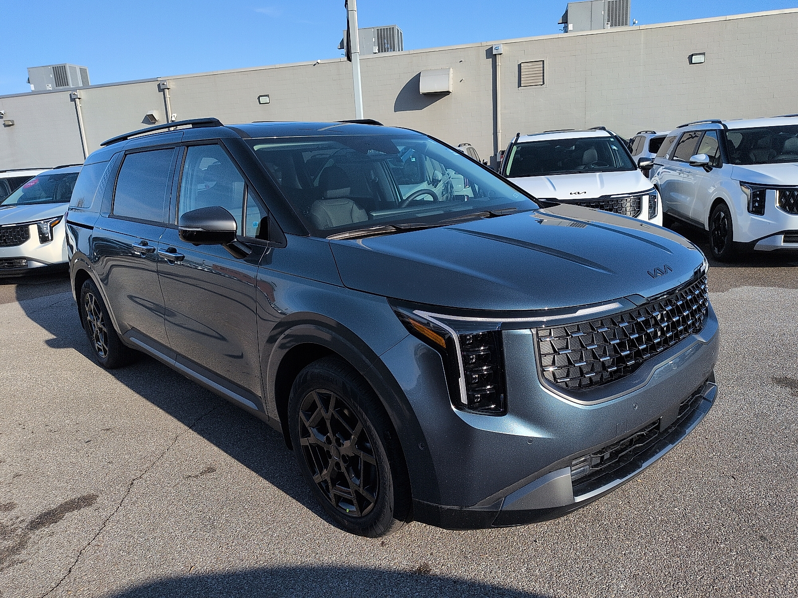 2026 Kia Carnival SX Prestige's photo