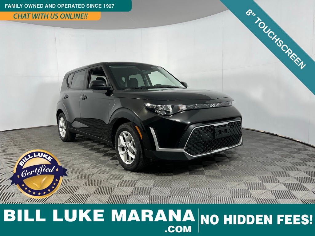 2024 Kia Soul LX's photo