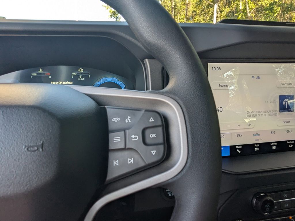 2025 Ford Bronco Base photo 26