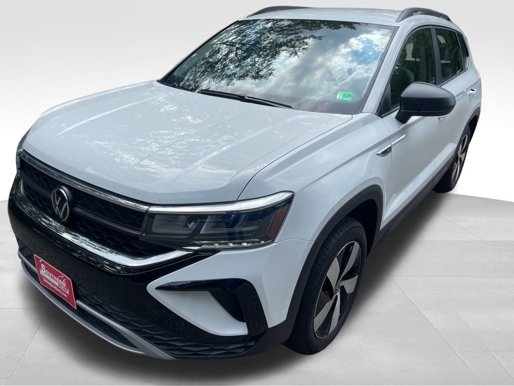 2024 Volkswagen Taos S photo 13