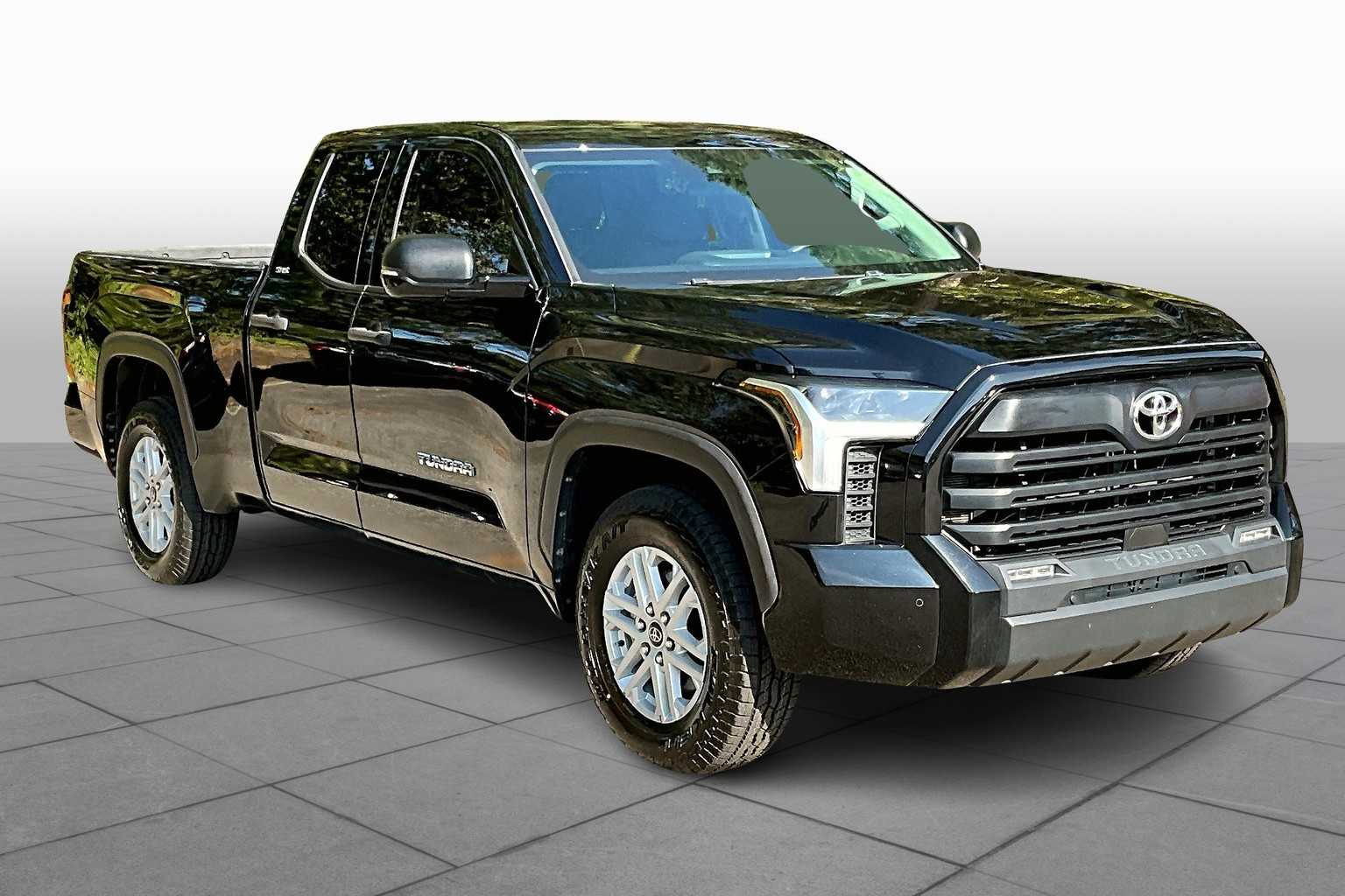 2022 Toyota Tundra SR5 photo 2
