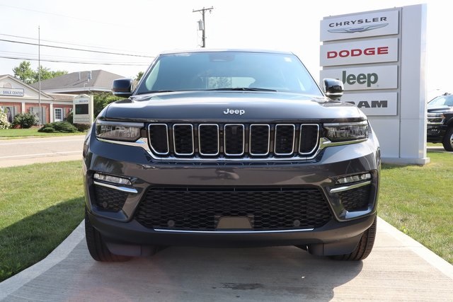 2025 Jeep Grand Cherokee Limited photo 5