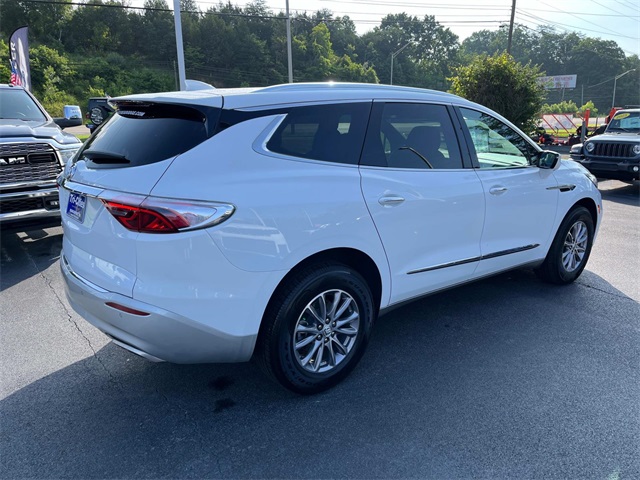 2024 Buick Enclave Premium photo 3