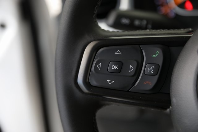 2025 Jeep Gladiator Sport S photo 4
