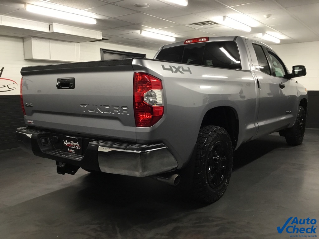 2017 Toyota Tundra TRD Pro photo 9