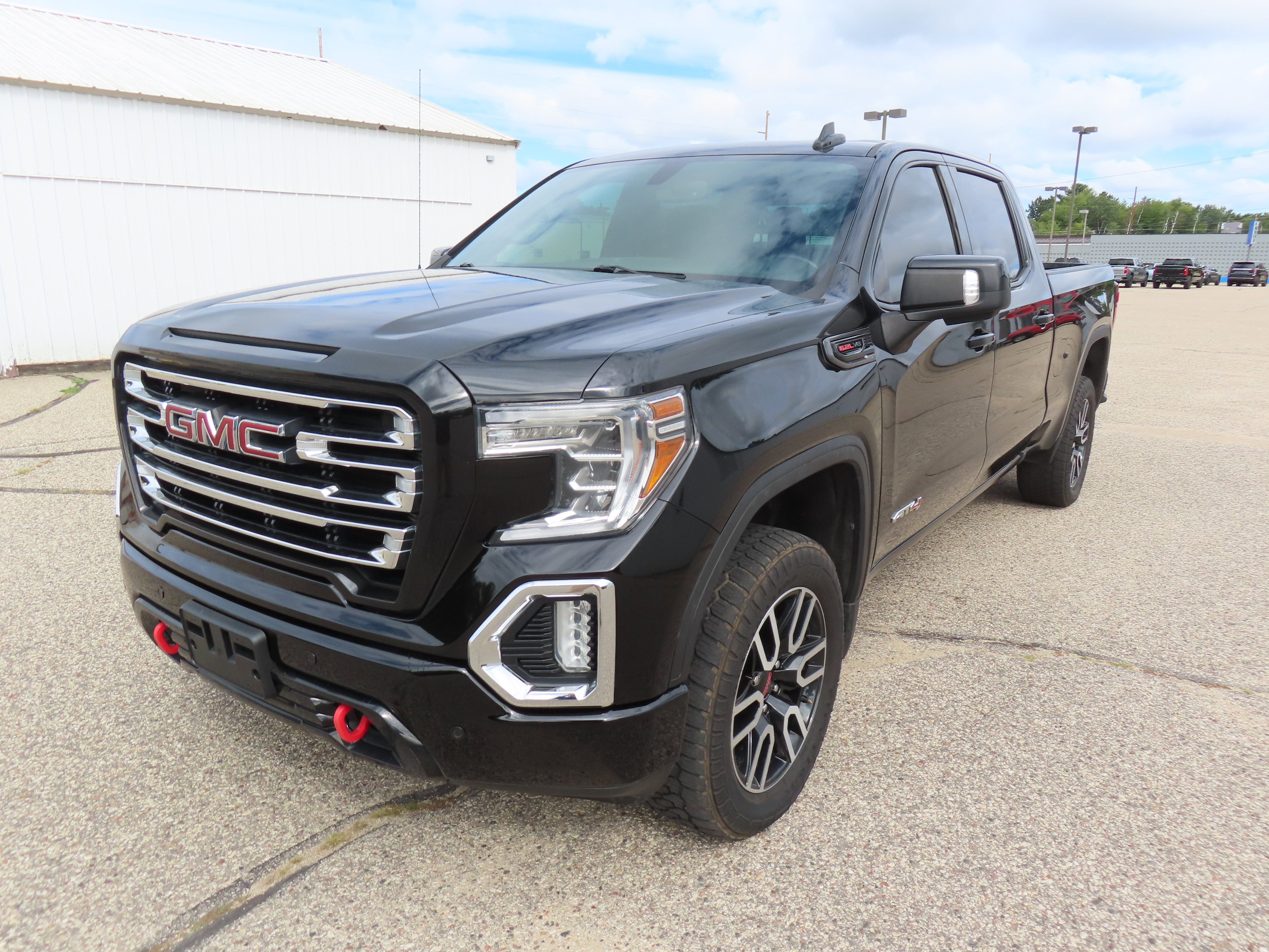 2019 GMC Sierra 1500 AT4's photo