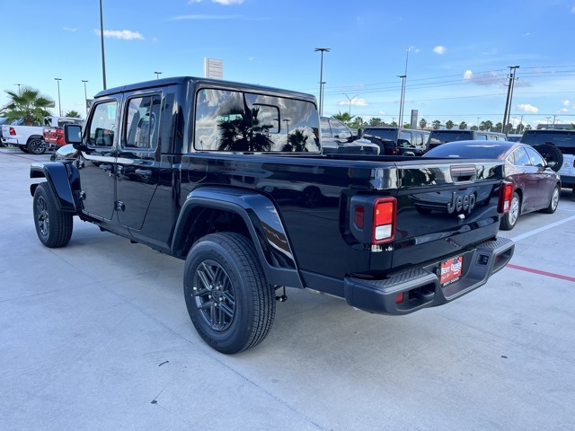 2025 Jeep Gladiator Sport S photo 4