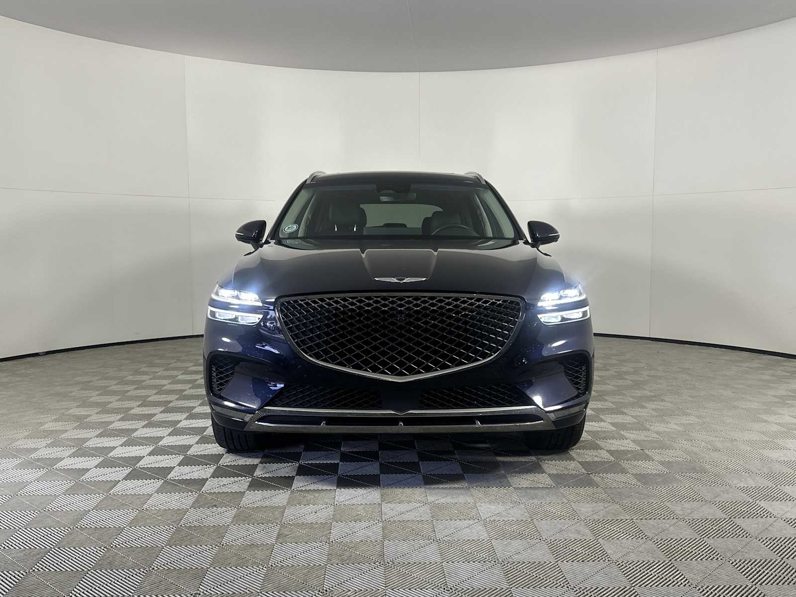 2023 Genesis GV70 Select Advanced 2.5T Sport Prestige photo 2