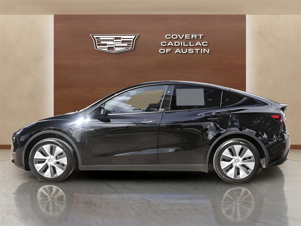 Used 2024 Tesla Model Y Long Range with VIN 7SAYGDED7RF052017 for sale in Austin, TX