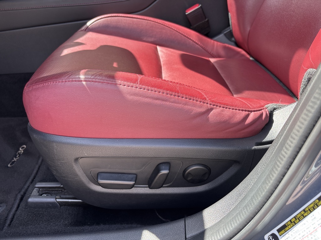 2024 Mazda CX-30 2.5 S Carbon photo 13