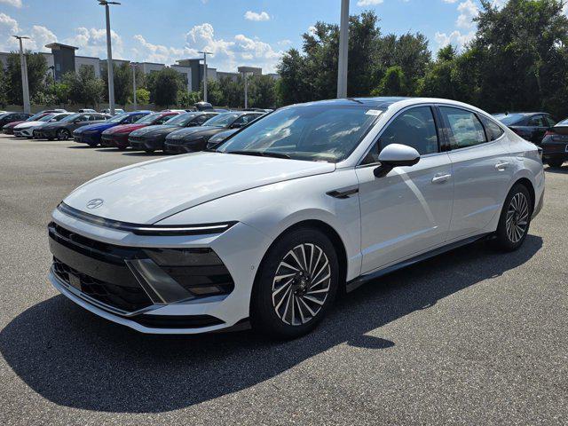 2025 Hyundai Sonata Hybrid Limited photo 7