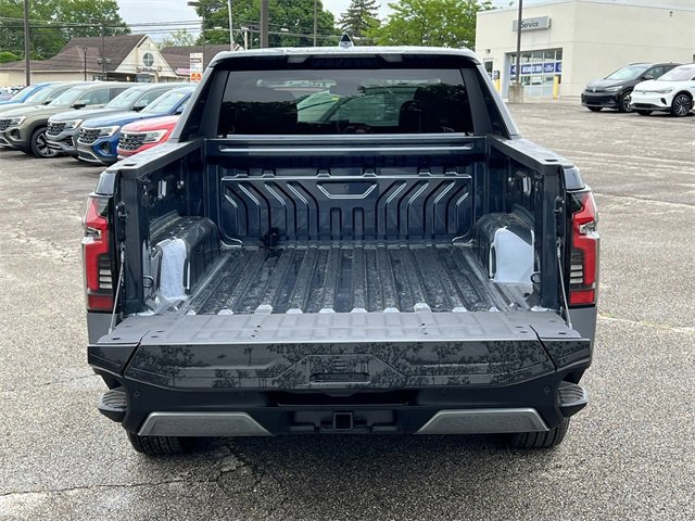 2025 Chevrolet Silverado EV LT photo 37