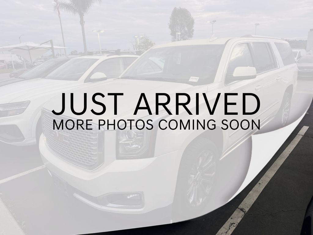 2015 GMC Yukon XL Denali's photo