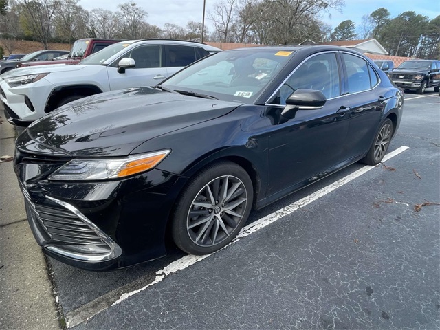 2024 Toyota Camry XLE photo 3