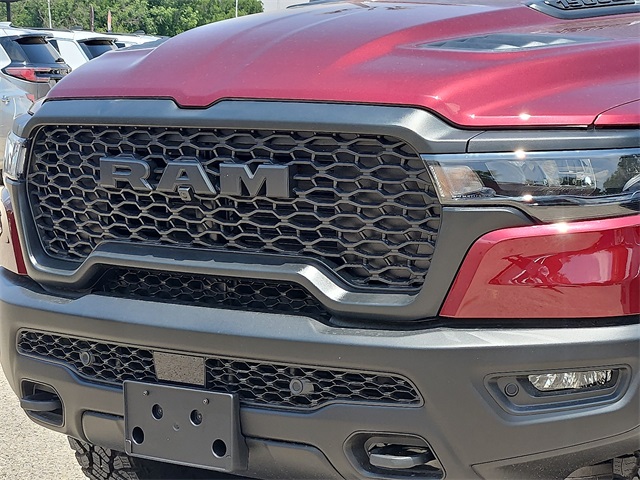 2025 Ram 1500 Laramie photo 2