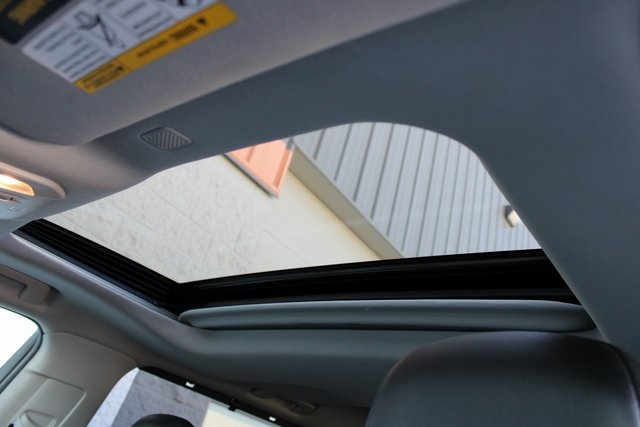 2022 Toyota Highlander XLE photo 4