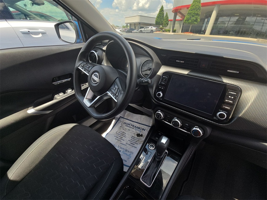 2024 Nissan Kicks SV photo 11