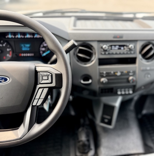 2026 Ford F-650 photo 17