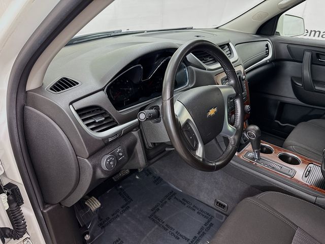 2014 Chevrolet Traverse 1LT photo 6