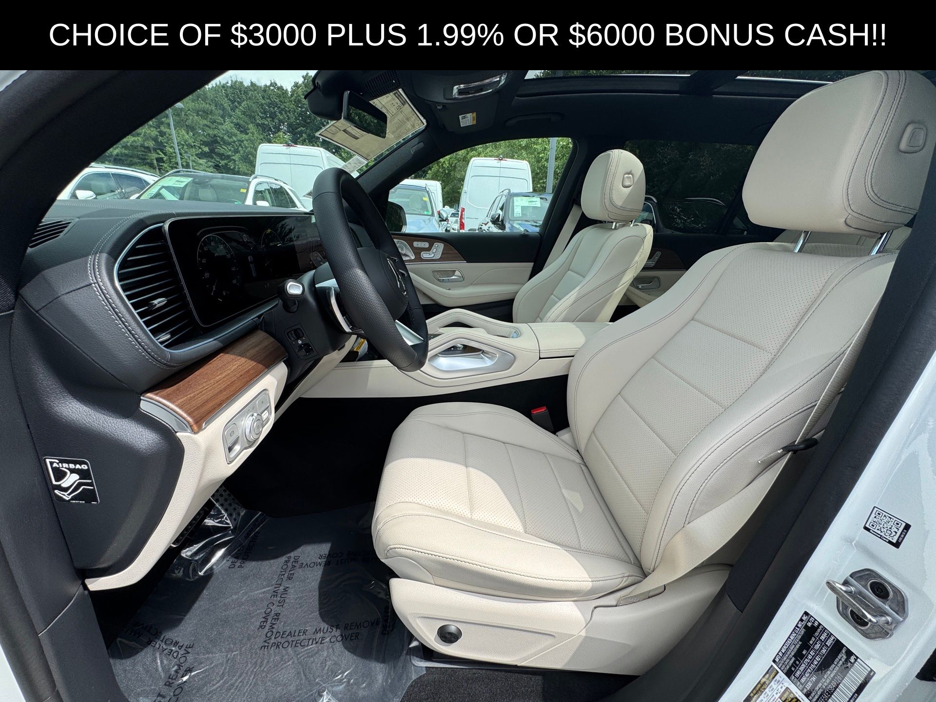 2025 Mercedes Benz GLS 450 4MATIC photo 5
