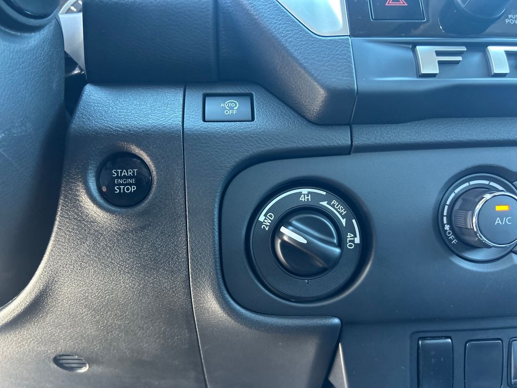 2026 Nissan Frontier SV photo 32
