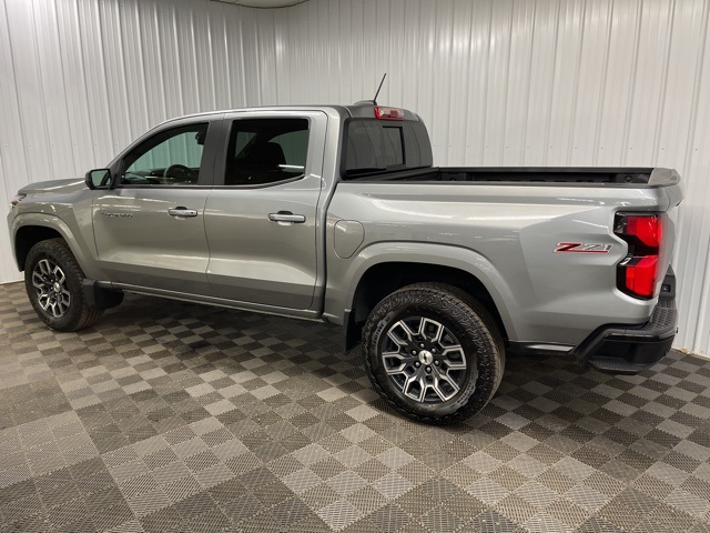 2023 Chevrolet Colorado Z71 photo 10