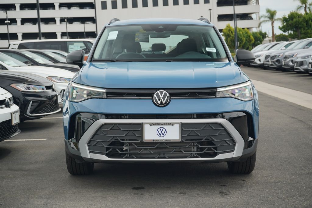 2025 Volkswagen Taos S photo 4