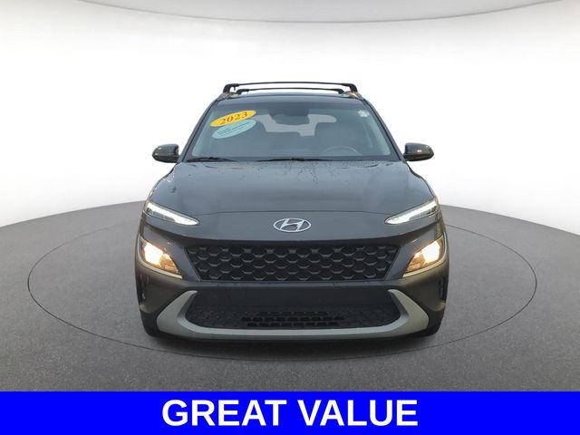 2023 Hyundai Kona SEL photo 2