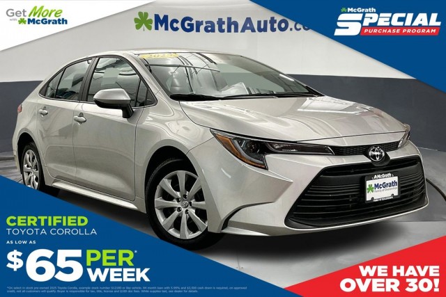 2025 Toyota Corolla LE's photo