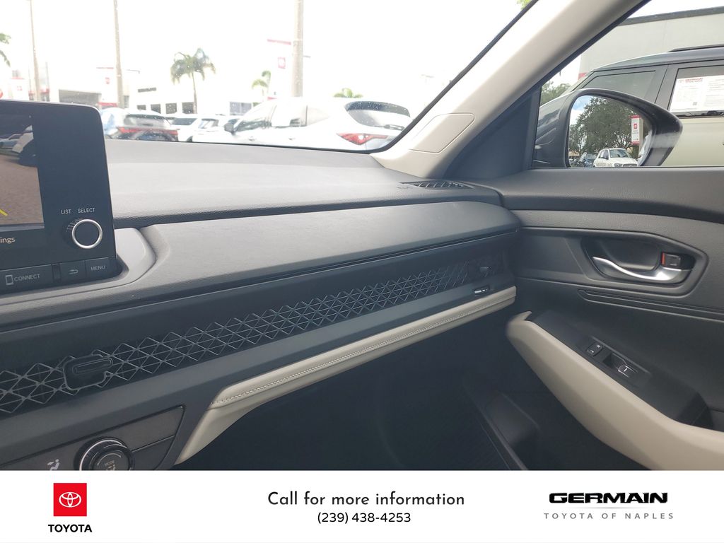 2023 Honda Accord LX photo 23