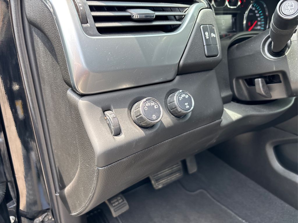 2020 Chevrolet Tahoe LS photo 33