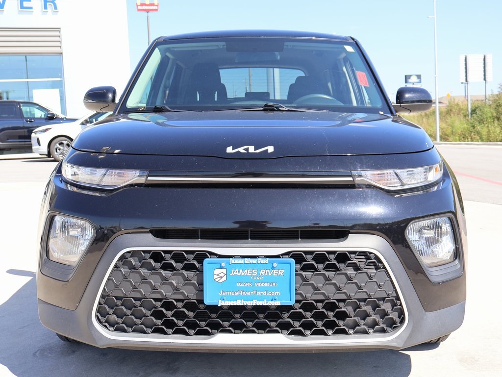 2022 Kia Soul LX photo 6
