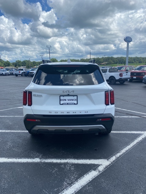 2022 Kia Sorento X-Line SX Prestige photo 3