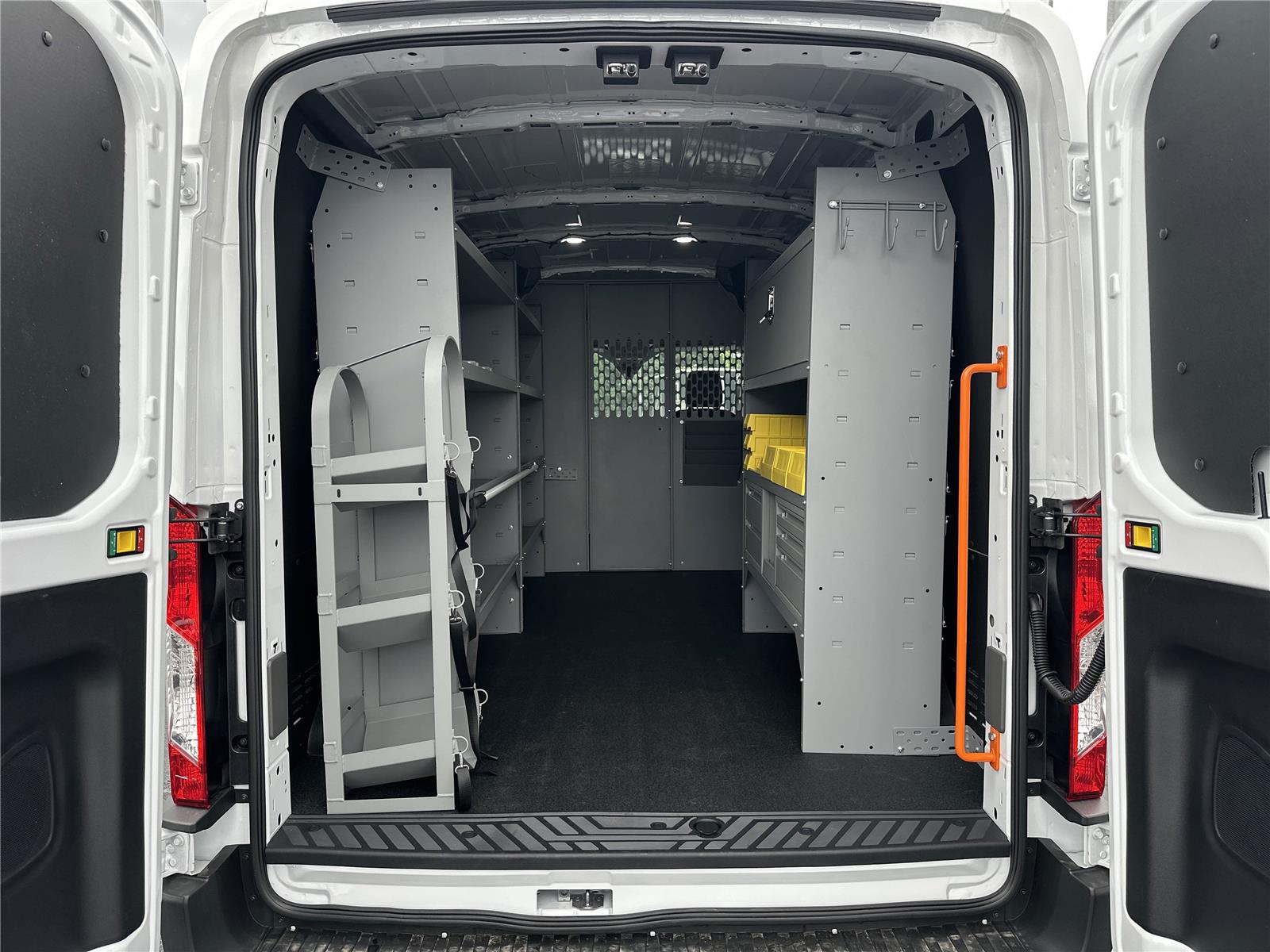 2025 Ford Transit Cargo Van photo 17