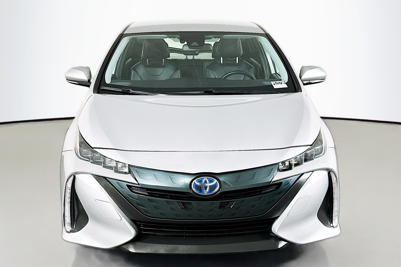 2020 Toyota Prius Prime XLE photo 2