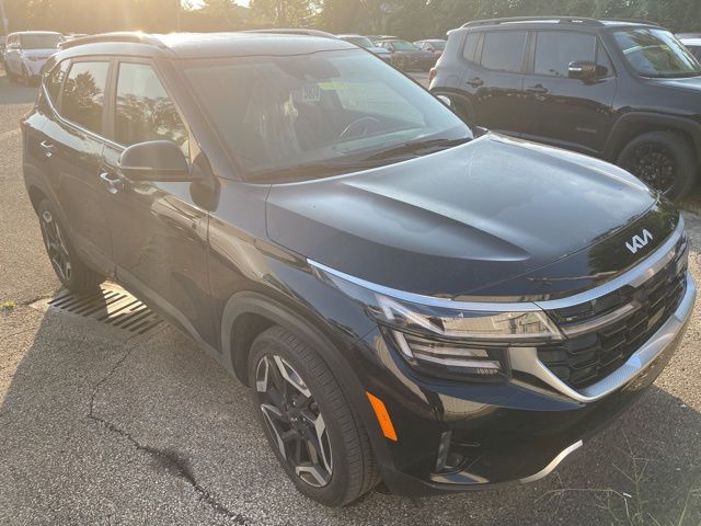 2024 Kia Seltos SX photo 7