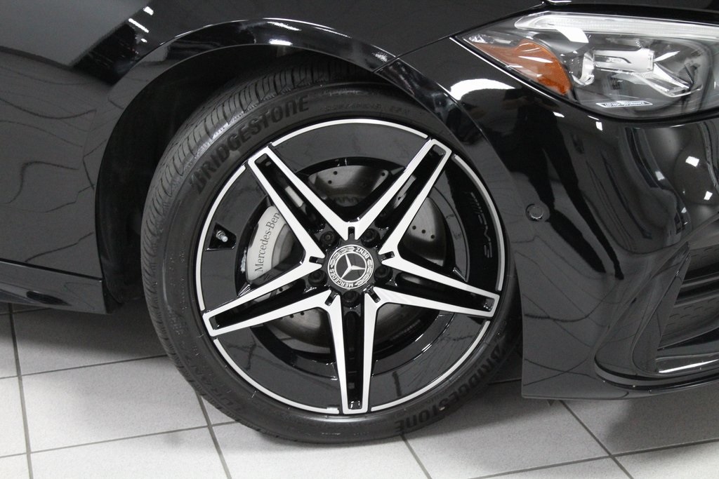 2025 Mercedes Benz C 300 4MATIC photo 3
