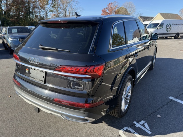 2021 Audi Q7 55 Premium Plus photo 4