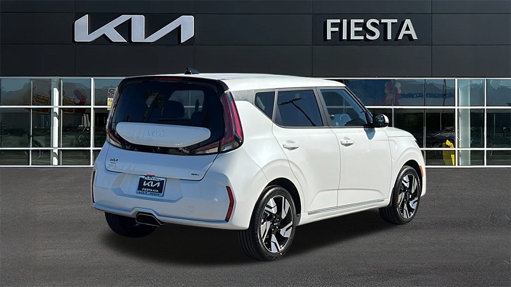 2025 Kia Soul GT-Line photo 6