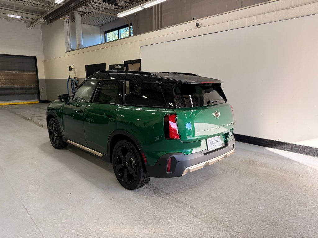 2025 Mini Countryman SE ALL4 photo 3