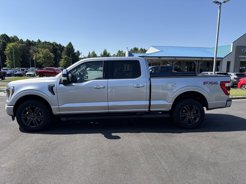 2022 Ford F-150 Lariat photo 2